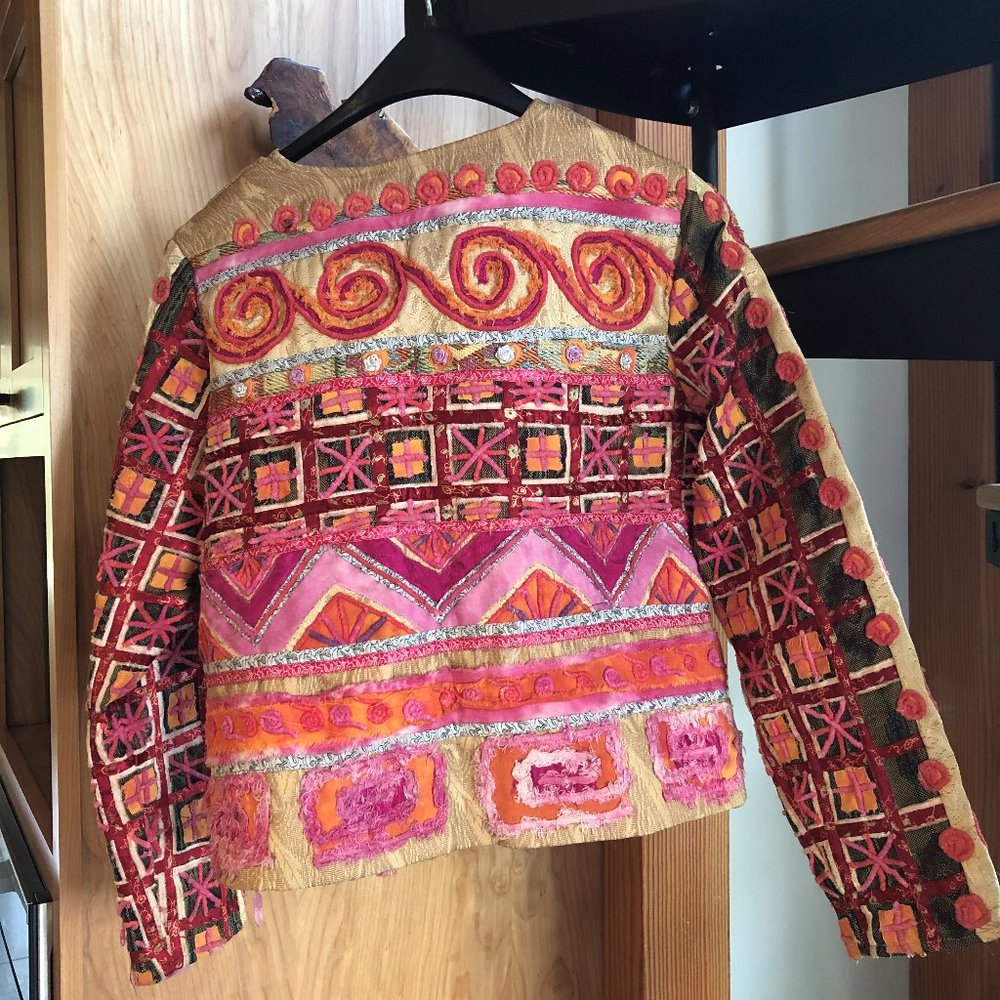 VINTAGE one of a kind handmade art quilted jacket